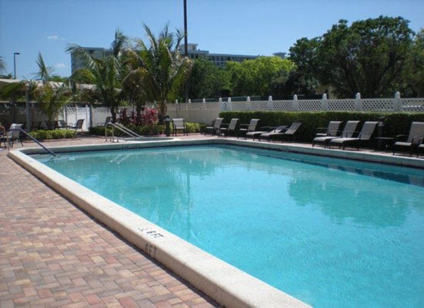 The Court at Palm Aire
